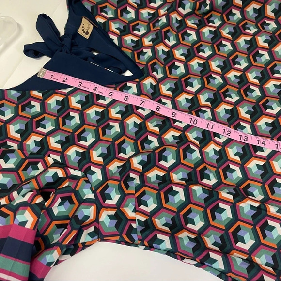 Karakorum Dress Womens Size Medium Blue Multicolor Geometric Shift - Picture 9 of 10